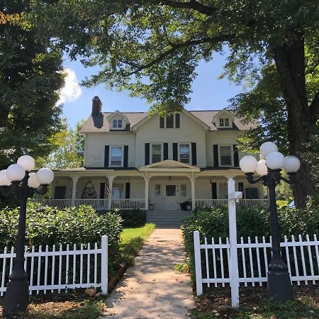 Love Lane Bed & Breakfast Bed & Breakfast Waynesville Bagian luar foto