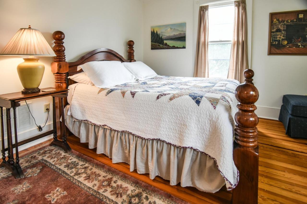 Love Lane Bed & Breakfast Bed & Breakfast Waynesville Bagian luar foto